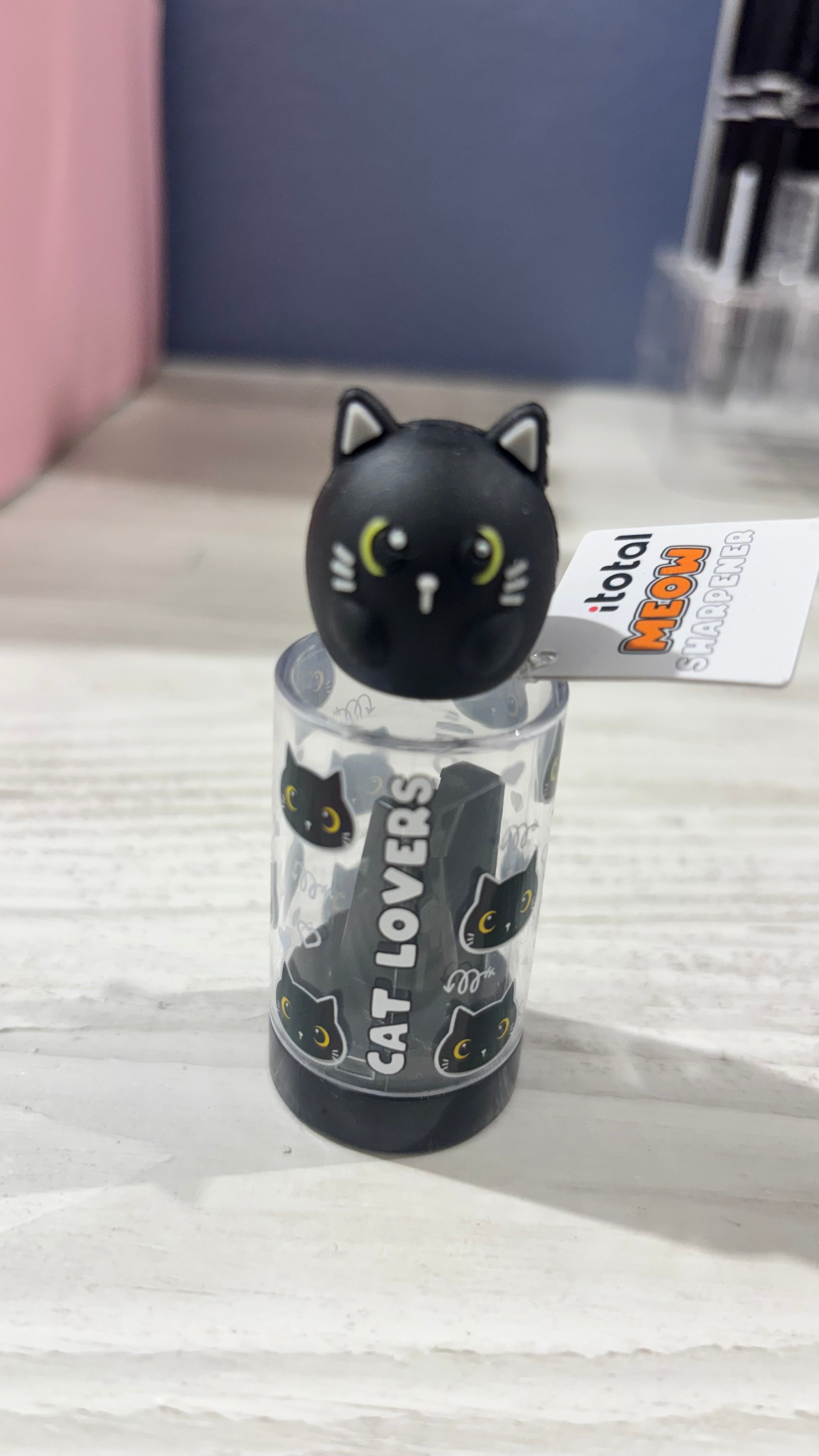 Temperino Black cat